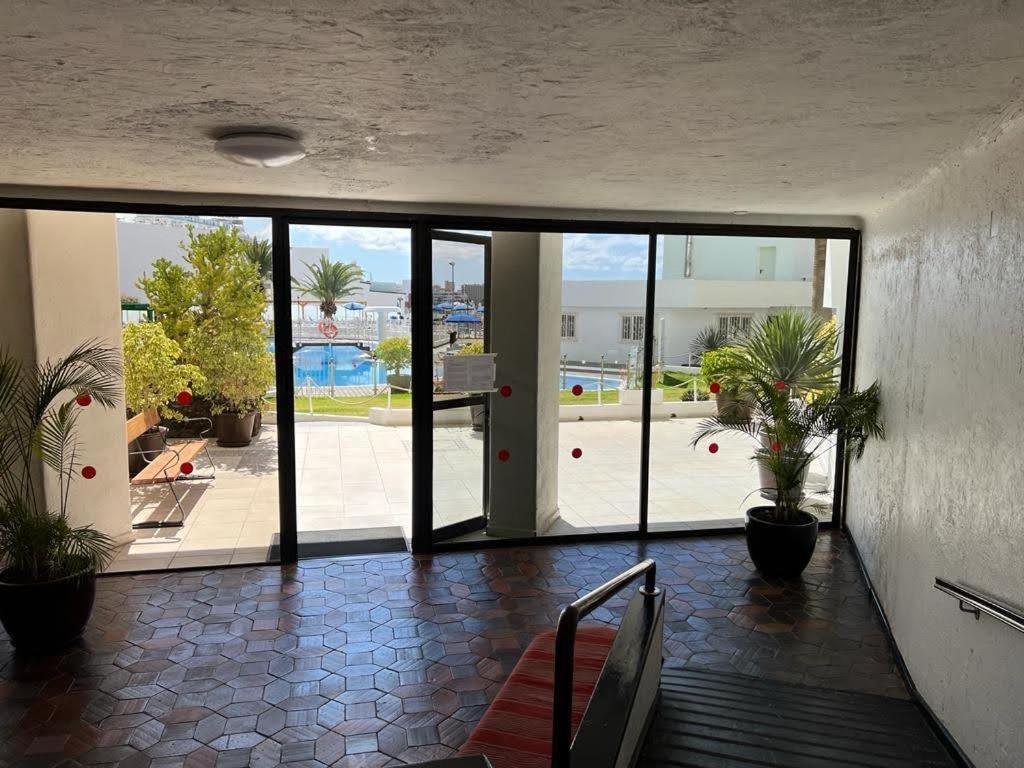 Cozy Apartment In The Center Of Costa Adeje On The 1St Coastline エクステリア 写真